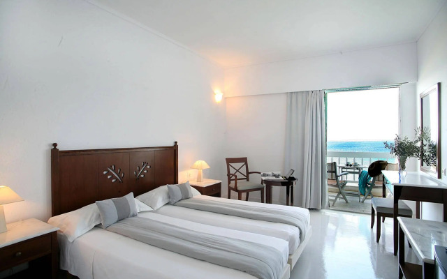 Tinos Beach Hotel