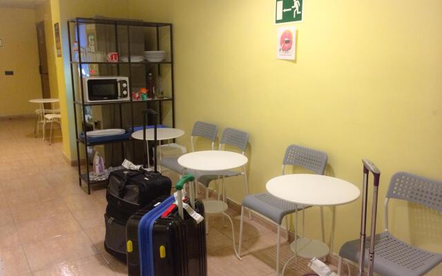 Barcelona City North Hostal