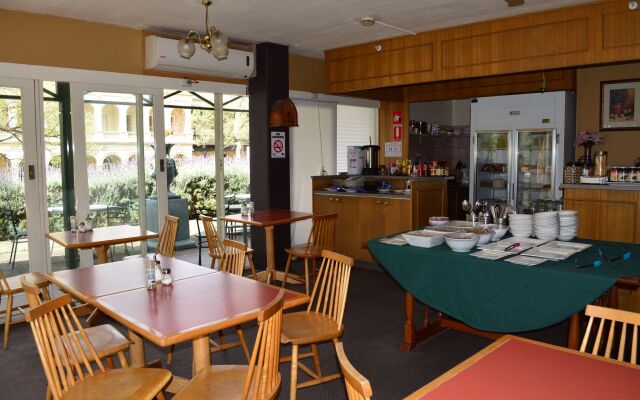 Magnolia Court Boutique Hotel Melbourne