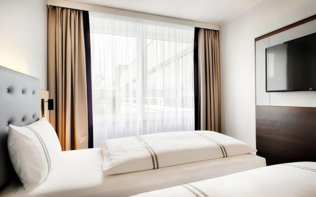 Отель Premier Inn Koeln City Centre