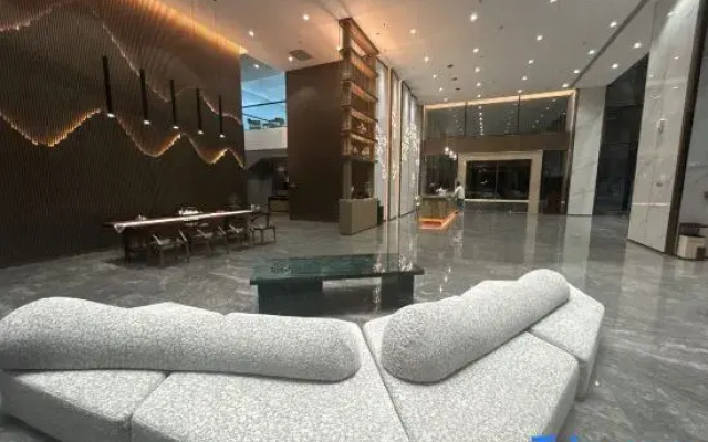 Haiyi International Hotel Huaiji