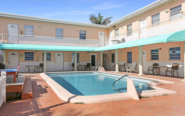 Hollywood Beach Hotels