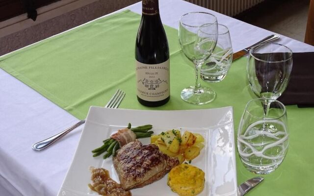 Hôtel Restaurant Le Cheval Blanc