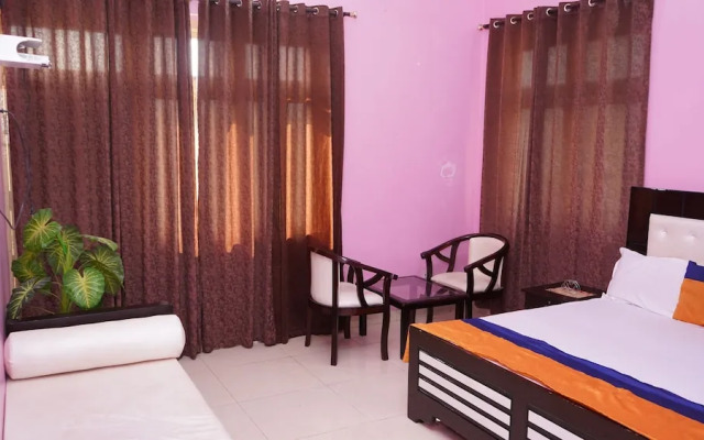 Hotel Apoorva