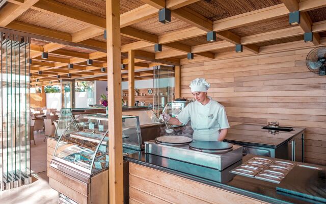 Mitsis Faliraki Beach Hotel & Spa