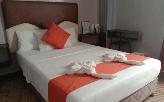 7 Meadows Inn