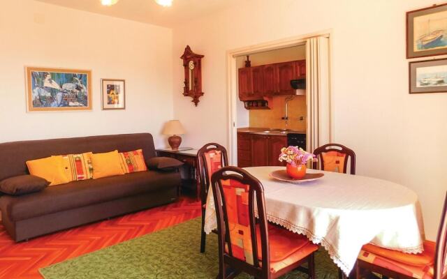Stunning Home in Hvar With Wifi and 2 Bedrooms