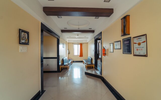 Hotel Aashish Deluxe Kolhapur