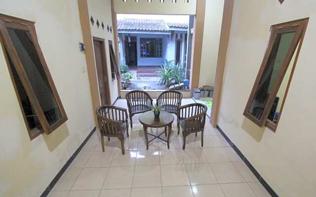 Homestay Sekar Syariah by ZUZU