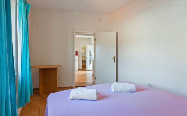 Snug Apartment in Pu?iš?a Near the Beach