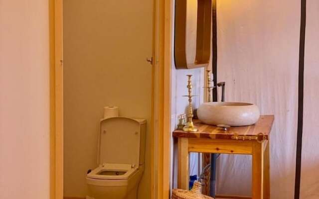 Itran Royal Camp