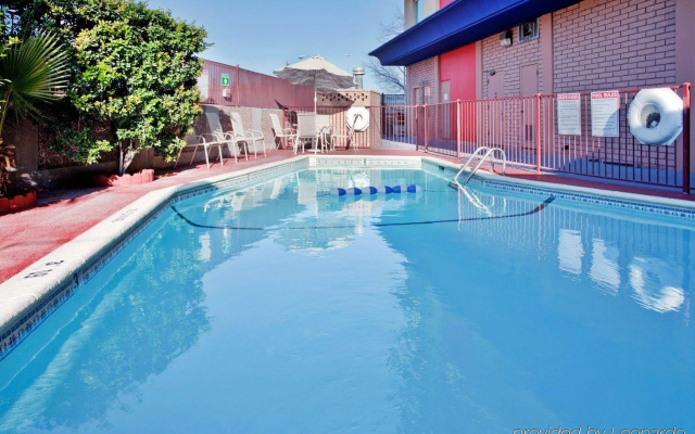 HI Express El Paso Downtown by IHG