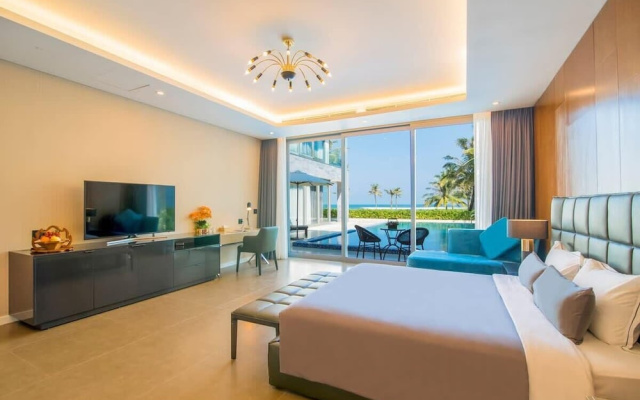 Oceanfront Elegance: 7-br Villa in Luxury Resort – Guest Rooms – Da Nang