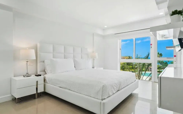 Oceania 343 J.e. Irausquin Blvd 238