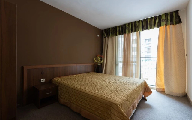 One Bedroom Apartment with Balcony