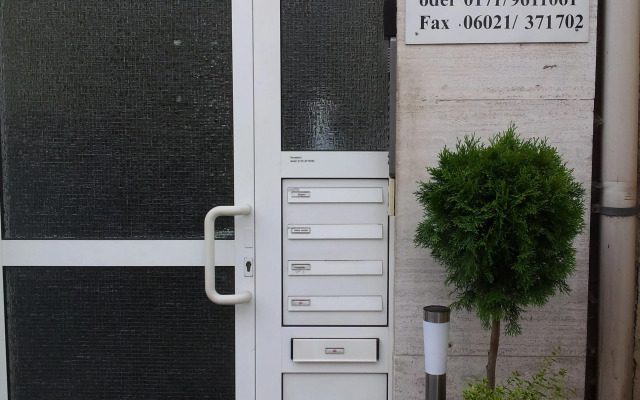 Hofgarten Apartments