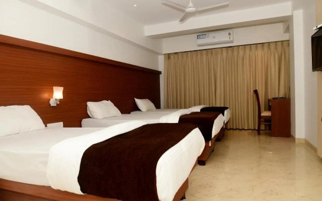 Hotel Monarch Center Point near Dahanu Beach, Bordi