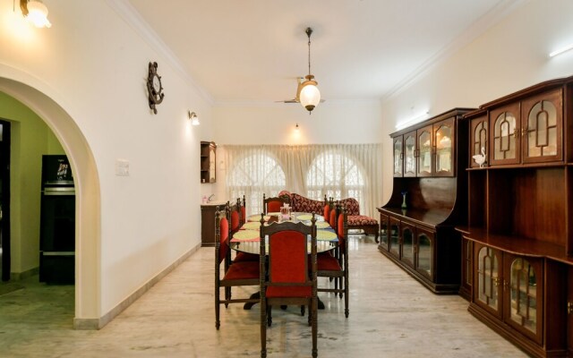 OYO 14145 Home Spacious 4BHK Villa Elamakkara