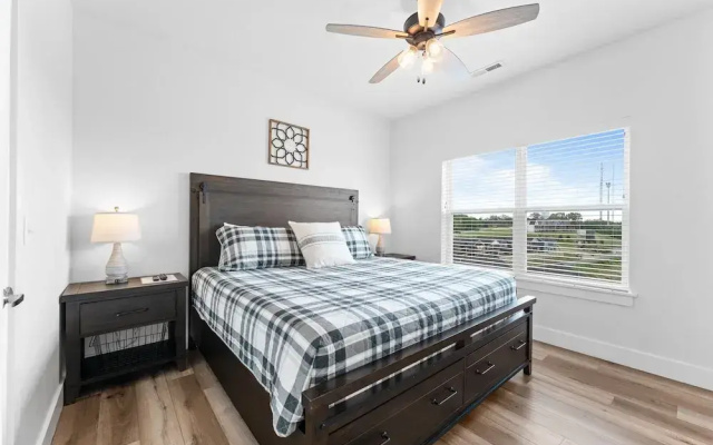 Summer Breeze 9 Bedroom Home by RedAwning