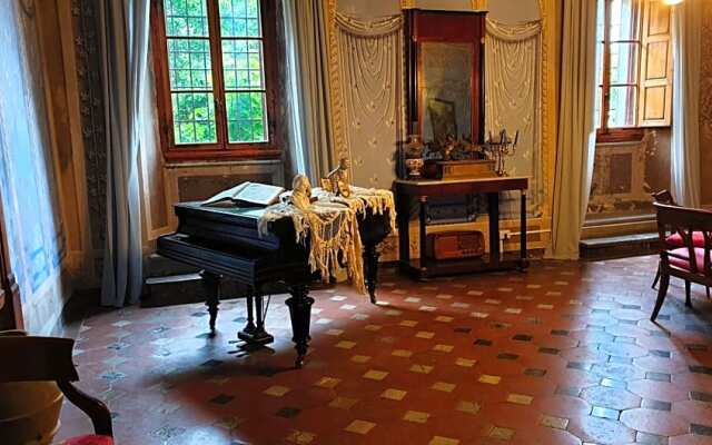 Castello di Cafaggio Suites
