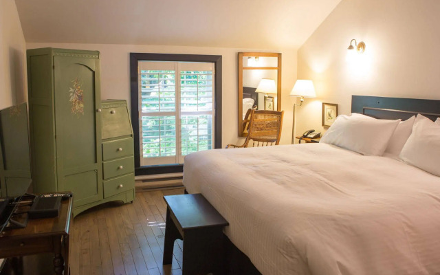 The Little Inn of Bayfield