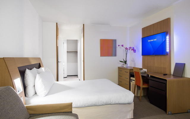 Novotel Paris Les Halles Hotel