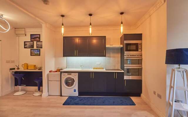 Flat in Kemptown. Road Opposite to Beach