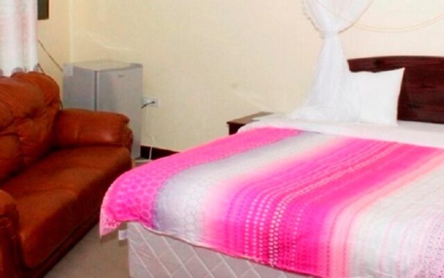 Lenny Hotel
