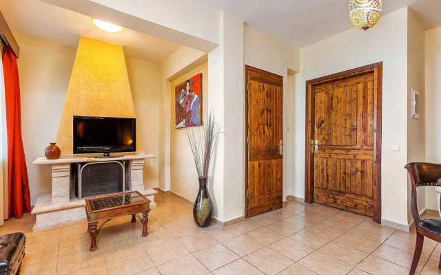 Akritas Ef Zin Villas & Suites
