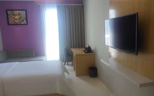 Surabaya River View Hotel