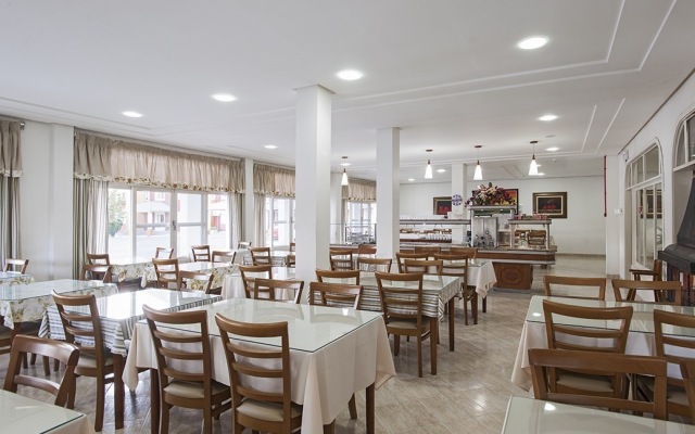 Hotel Galo Vermelho
