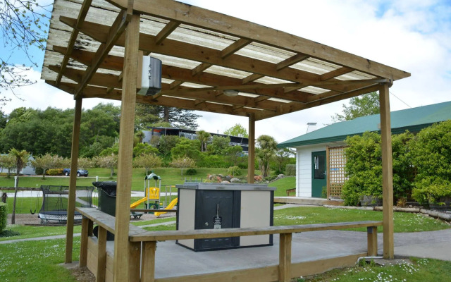 Waitomo Top 10 Holiday Park