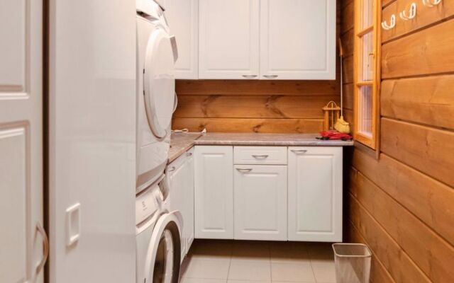 Holiday Home Kivalonmaa a