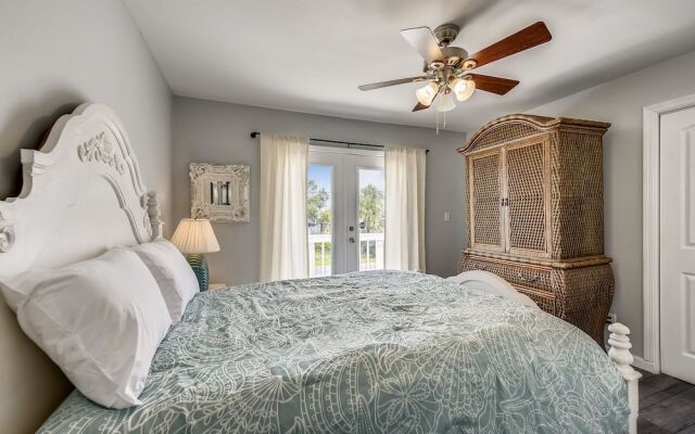 Deja Blue by Book That Condo