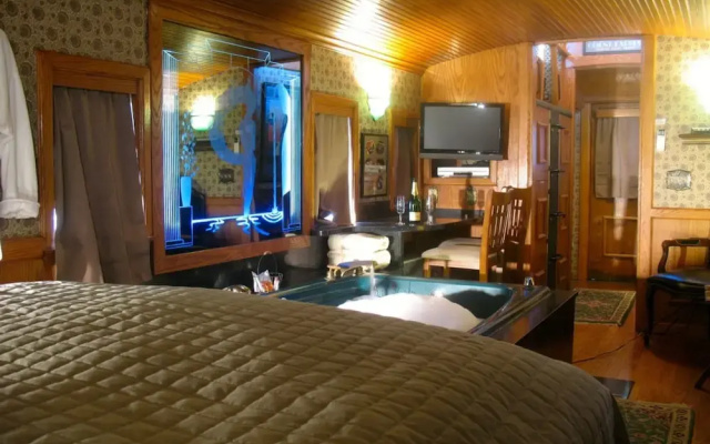 Featherbed Railroad B&B Resort
