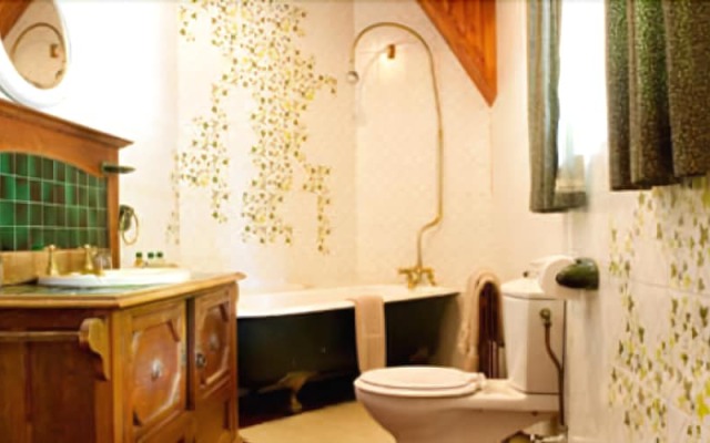 The Bend Country House