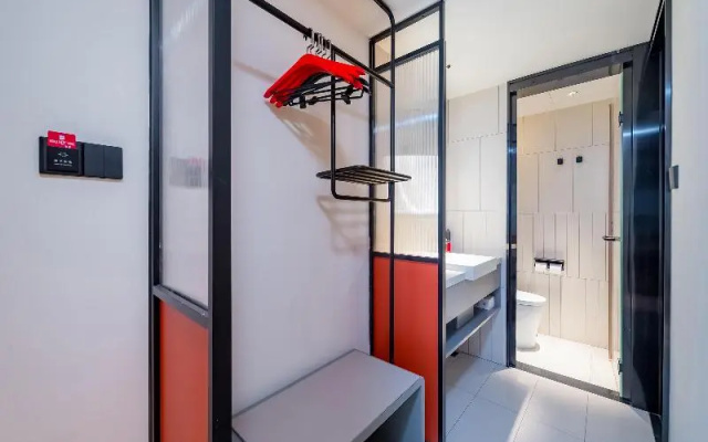 Ibis Hotel (Beijing Tiananmen Square) – Guest Rooms – Beijing