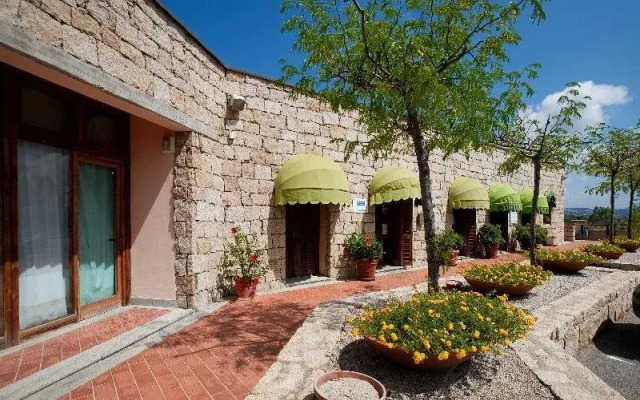 Portolaconia Residence Condominio