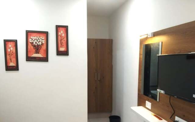 Hotel M D Residency Anand