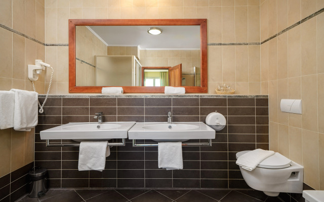 Vrata Krke Hotel