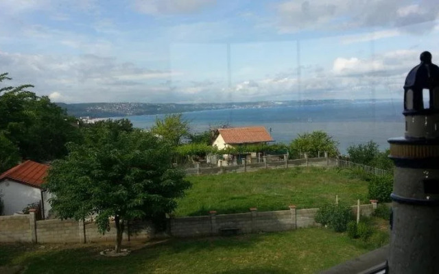 Sea View Family Hotel