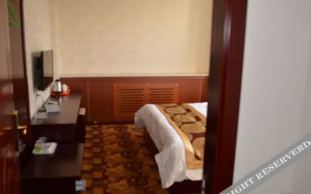 OYO Jintai Hotel (Jiayuguan Xiongguan Plaza)
