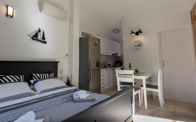 Kike - 60 Meters From the Beach - SA1