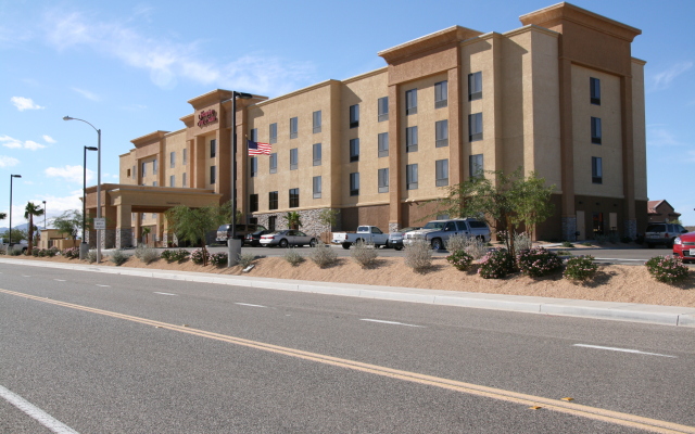 Hampton Inn & Suites Barstow