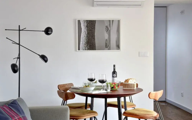 The Noble House Suites & Apartments