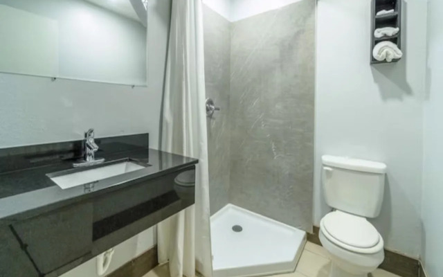 Xpress Inn & Extended Stays