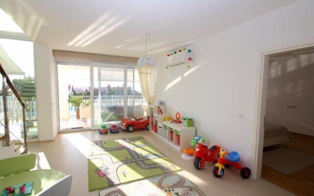 Turgutreis Villa Beaton 5 Bedrooms