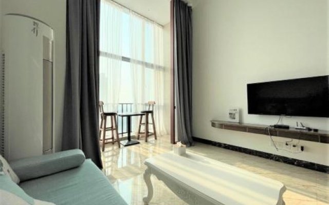 April Fair Duplex Apartment Guagnzhou South Railway Station Ao Yuan Yue Shi Dai Branch – Guest Rooms – Guangzhou
