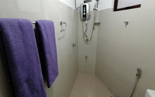 D & D Richmond by DEE DEE