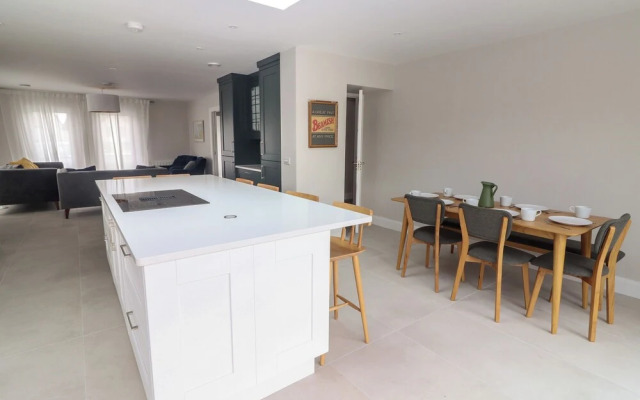 19A Lighthouse Village